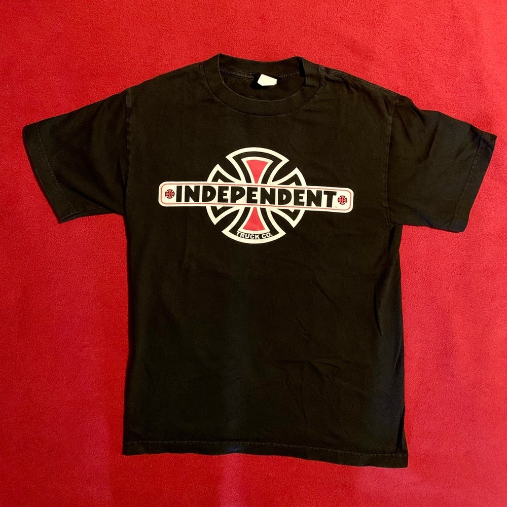 Independent skating t-shirt